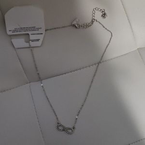 🍎3/$20 Aèropostale infinity necklace